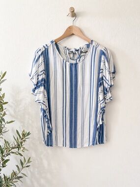 Wrangler Navy and White Striped shirt large